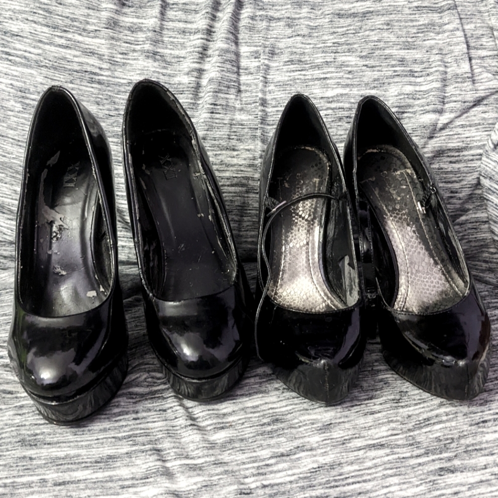 2 pairs black heels